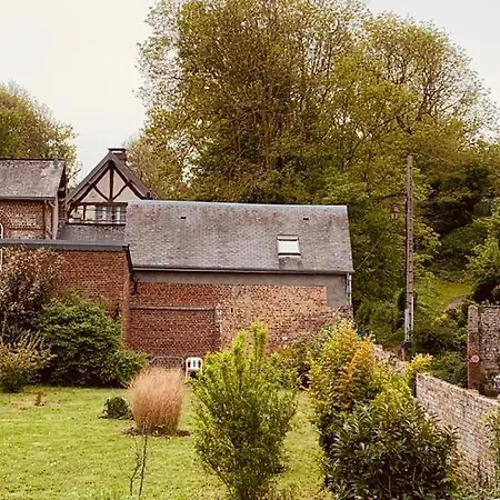 Bel Centre Les Roses 1 300 M *